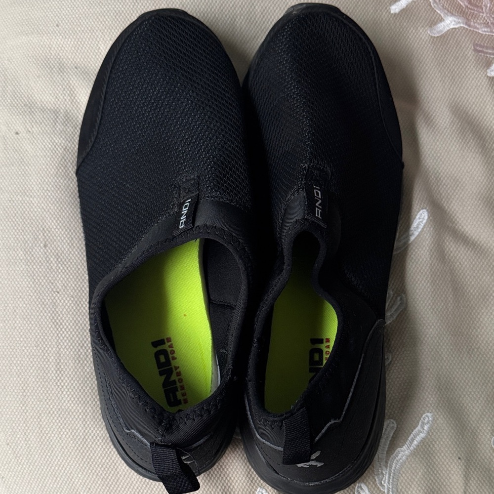AND1 Men's Black Water Shoes